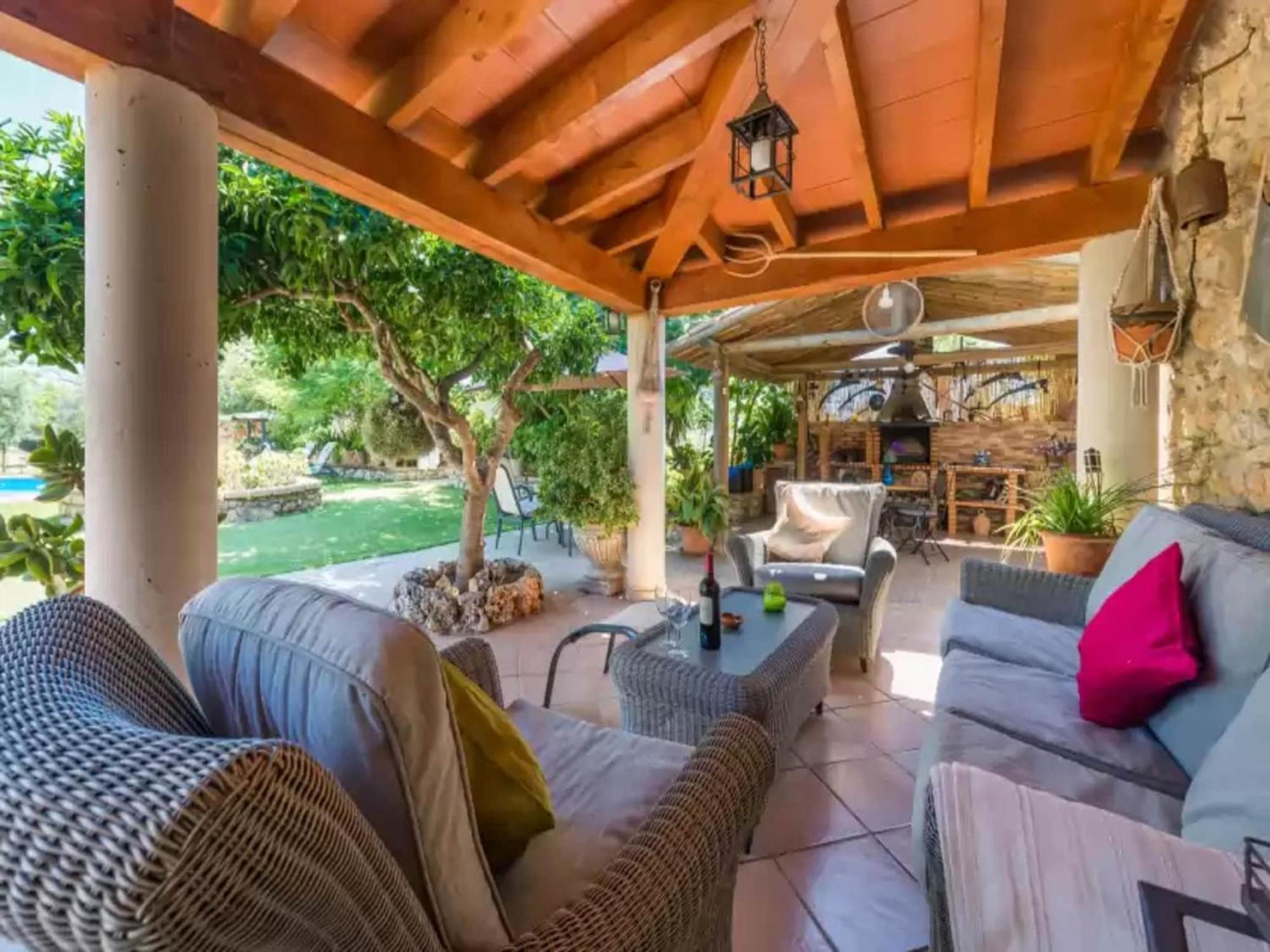 With Private Pool In *